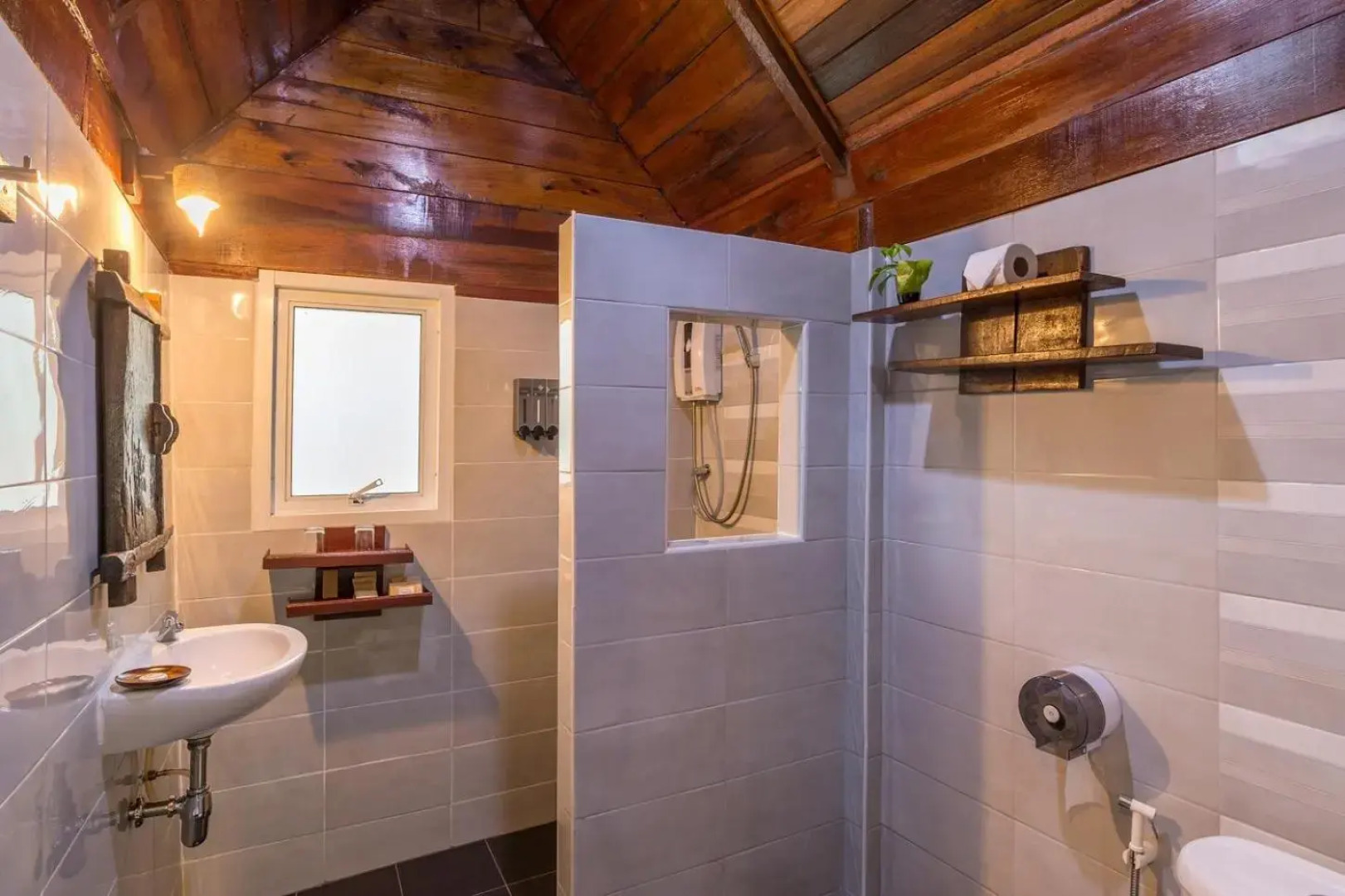 Koh Jum Ocean Beach Resort