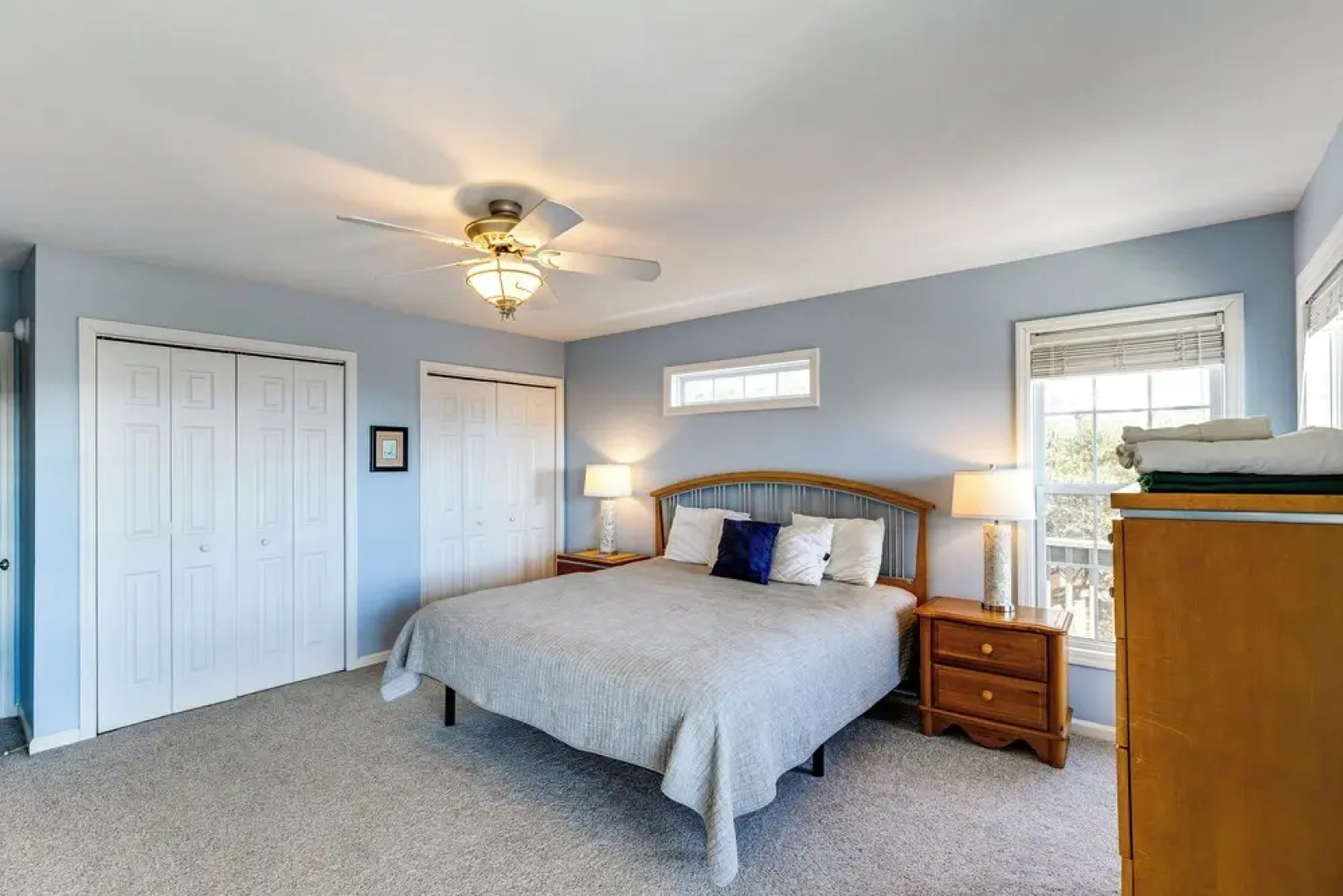 Steps to Beach: Emerald Isle Home w/ Deck!