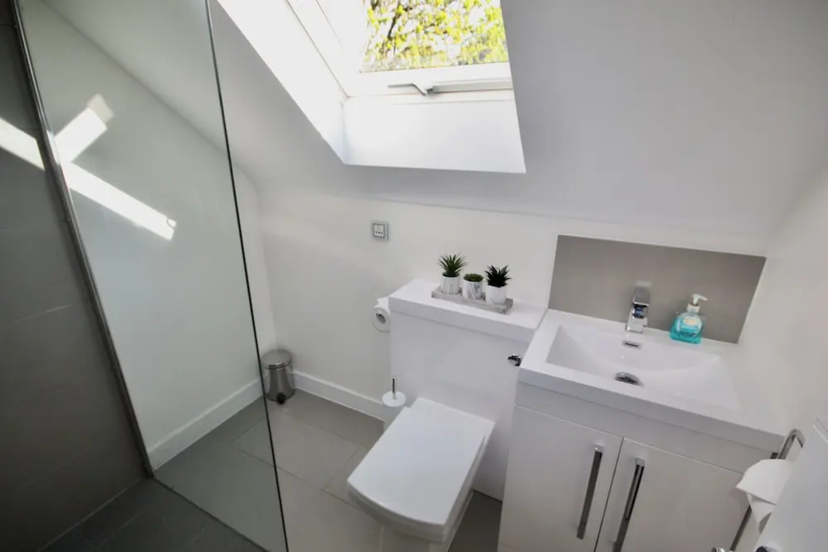 Pamper House Holiday Home And Annex