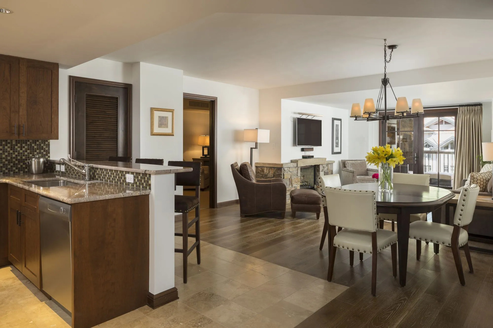 Madeline Hotel & Residences, Auberge Collection