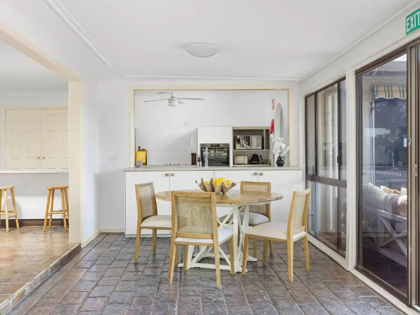 Nelson Bay Rd 4296 Cheeky Tiki