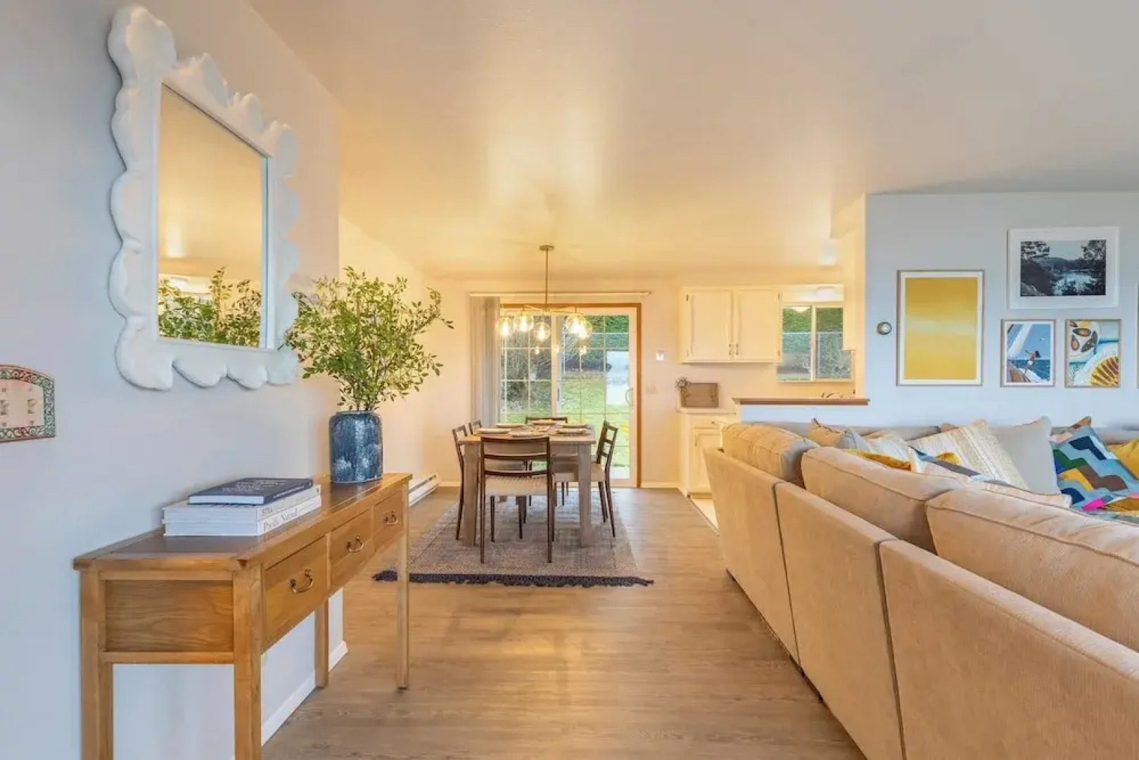 Whidbey Bliss by Avantstay 2min to Beach + View