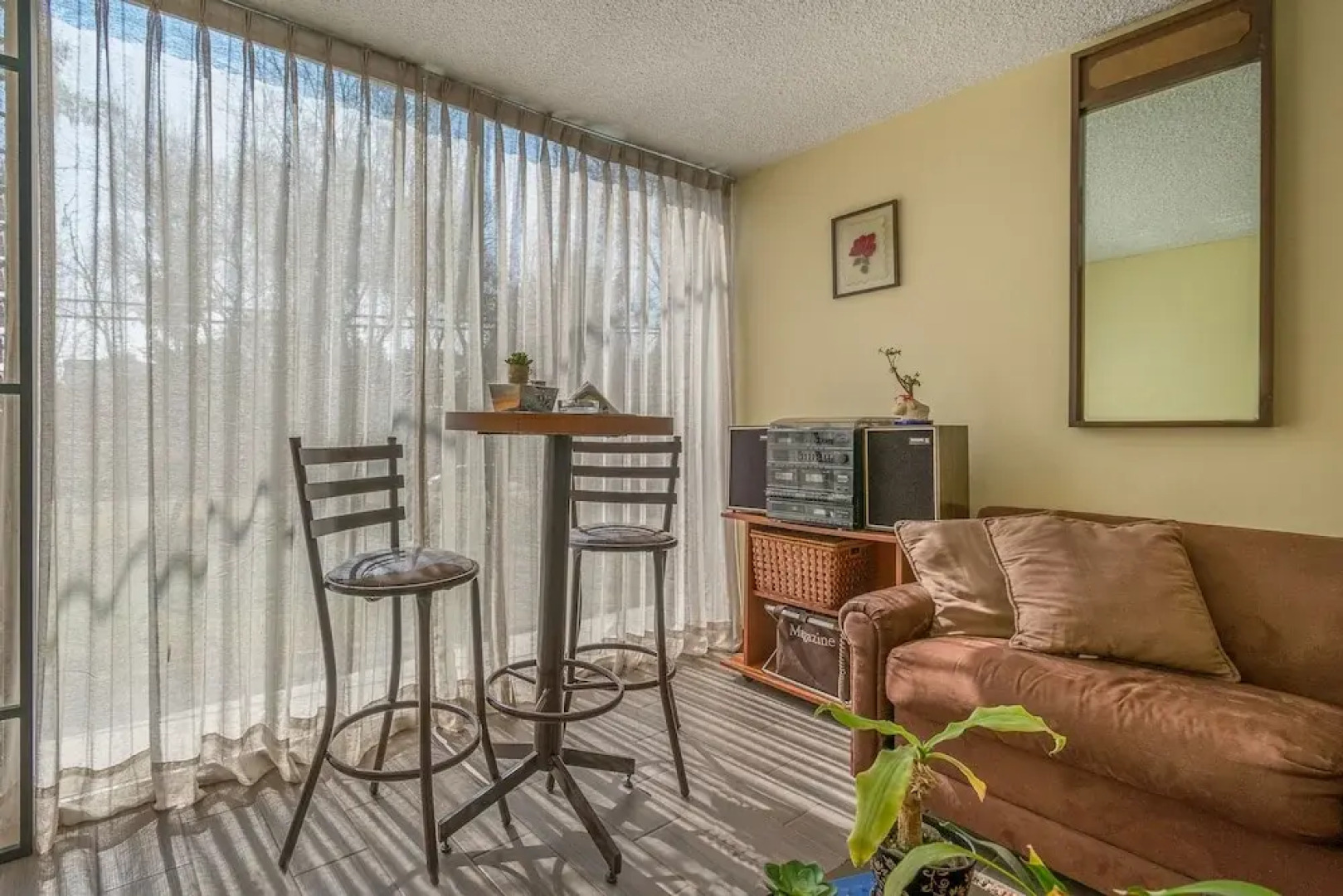 JUUB 1 private bedroom at the north of the city