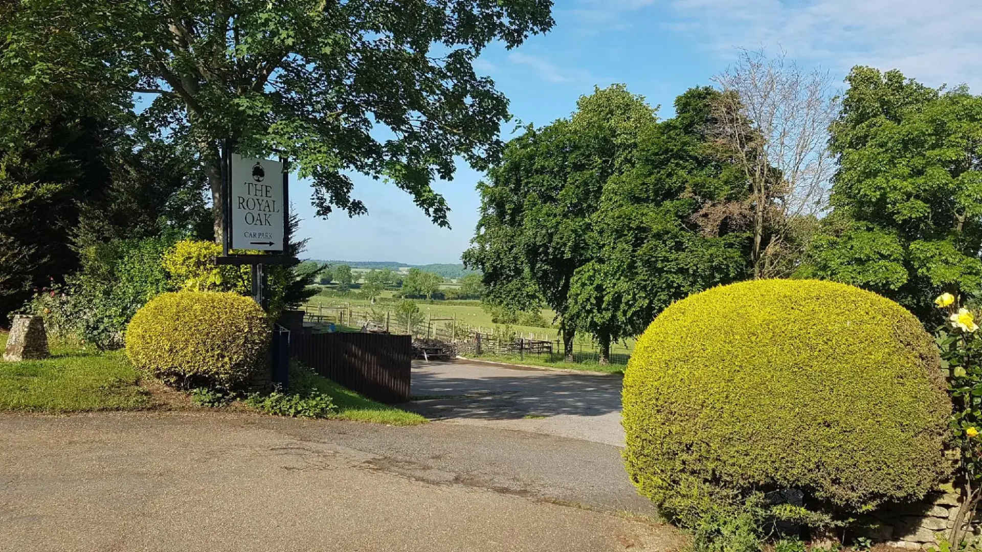 The Royal Oak Duddington