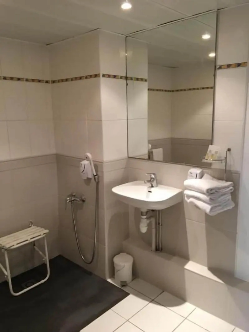 Hôtel Les Rives Bleues