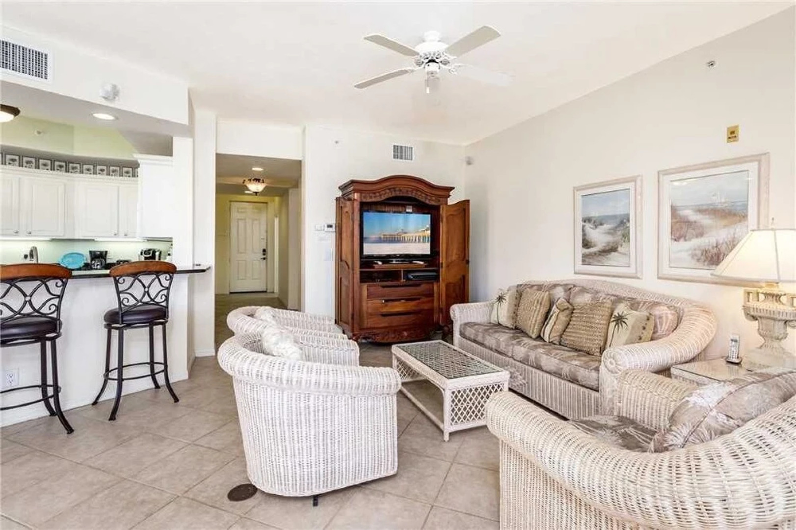 Palm Harbor 204E by Vacation Rental Pros