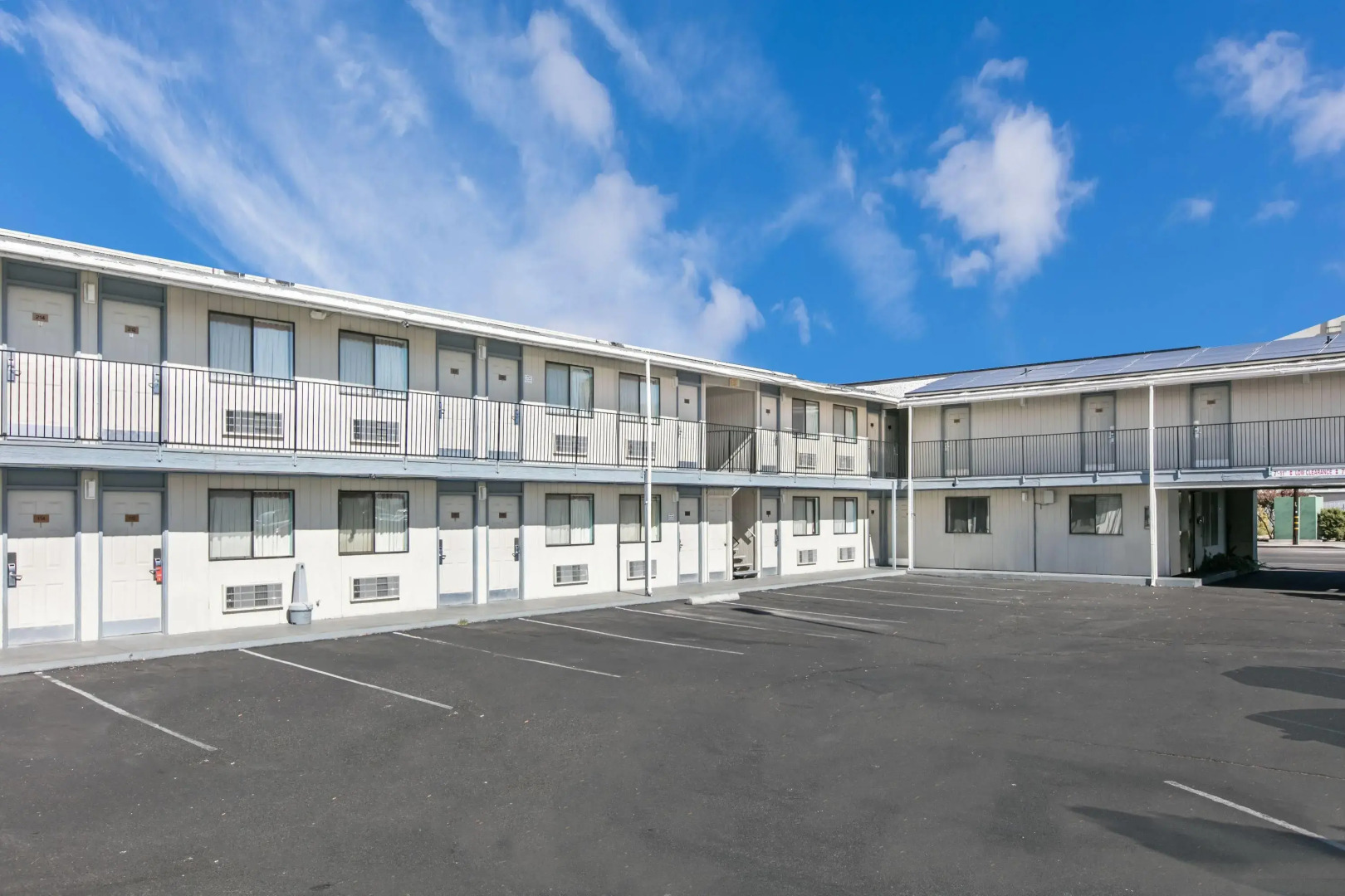 Super 8 by Wyndham Bishop