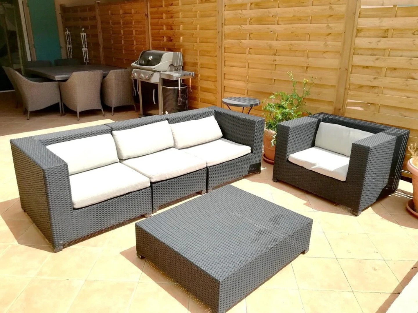 Villa With 3 Bedrooms in La Mole, With Wonderful Mountain View, Indoor