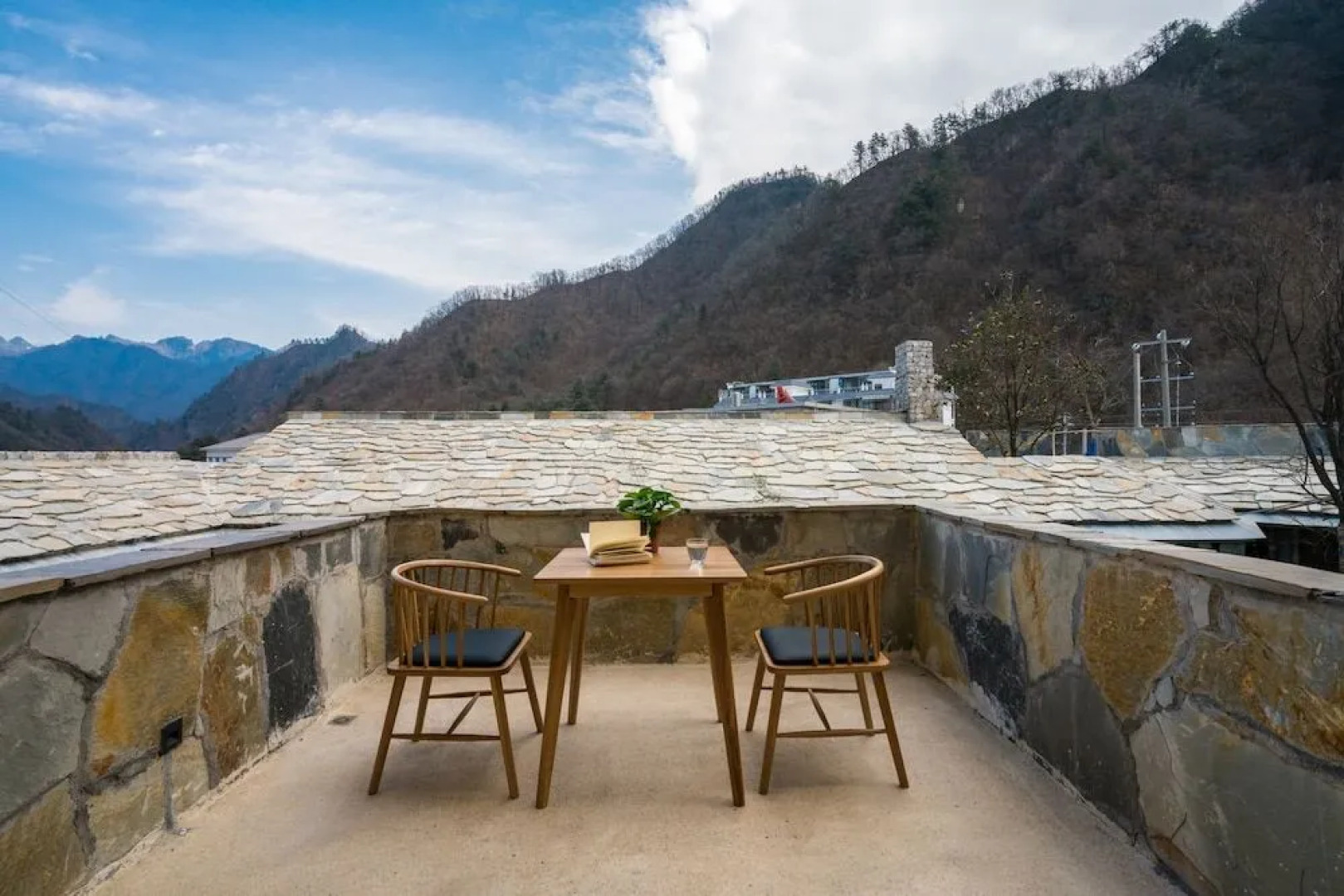 Wuhua Yishu Shouzhuo Park