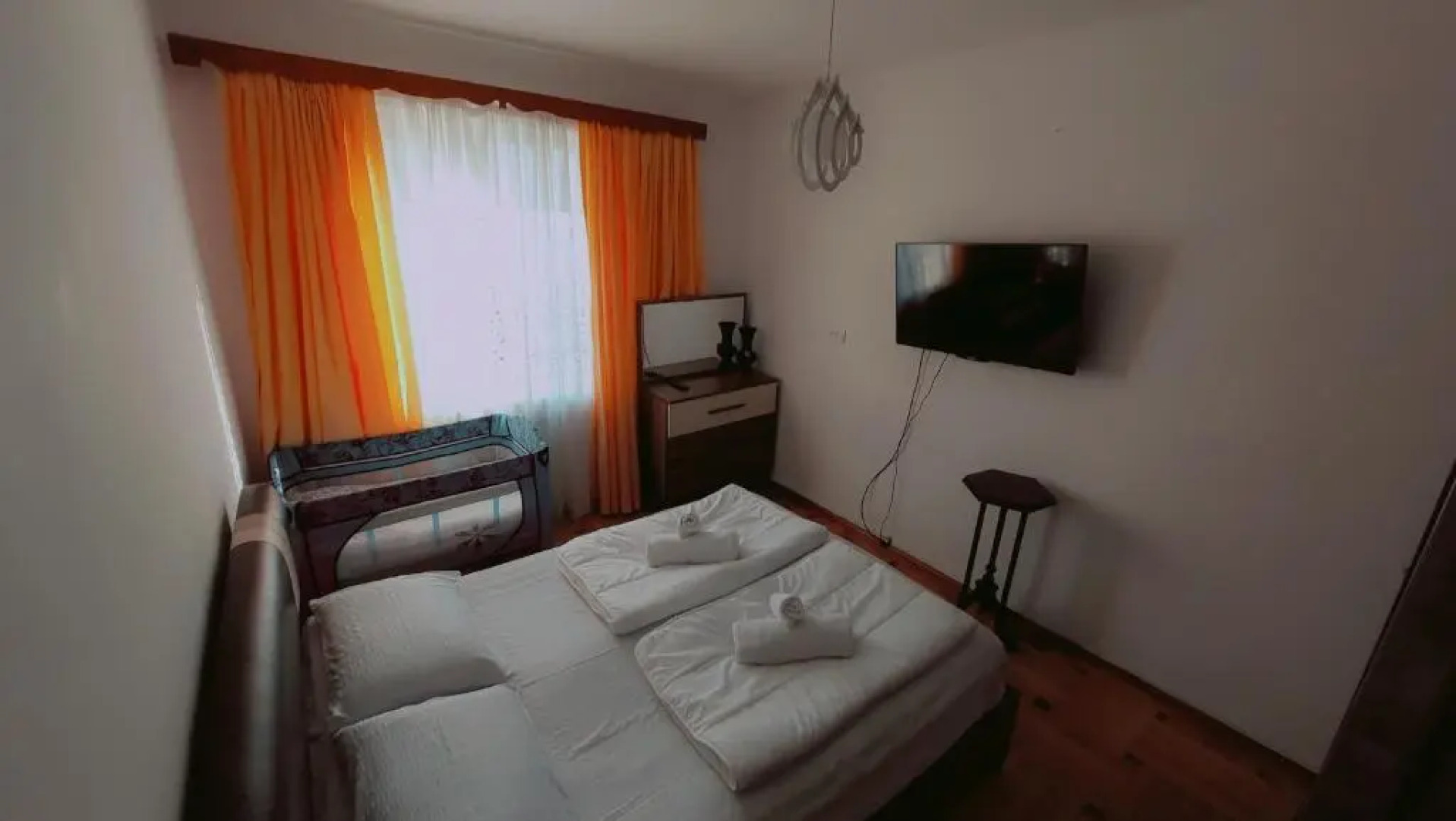 On Khimshiashvili Apartment