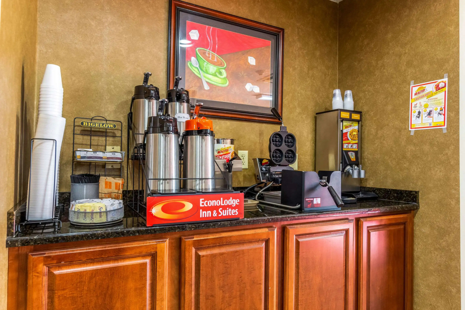 Econo Lodge Inn & Suites Evansville East
