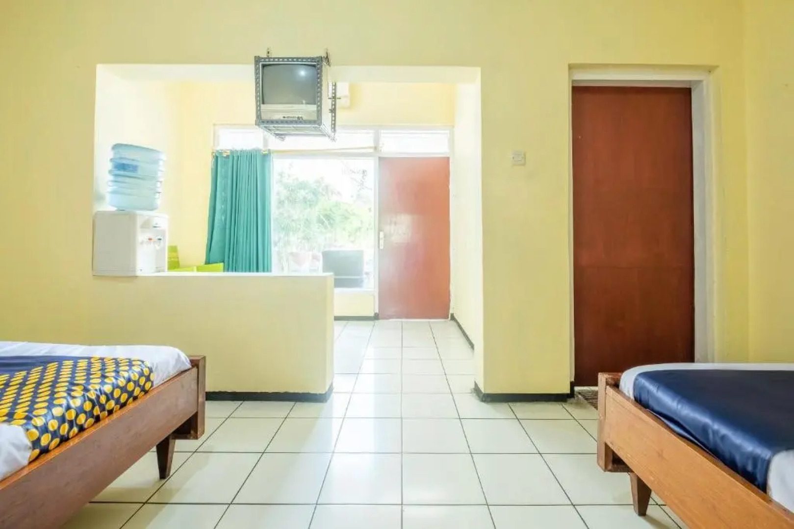 Hotel Priangan by OYO Rooms