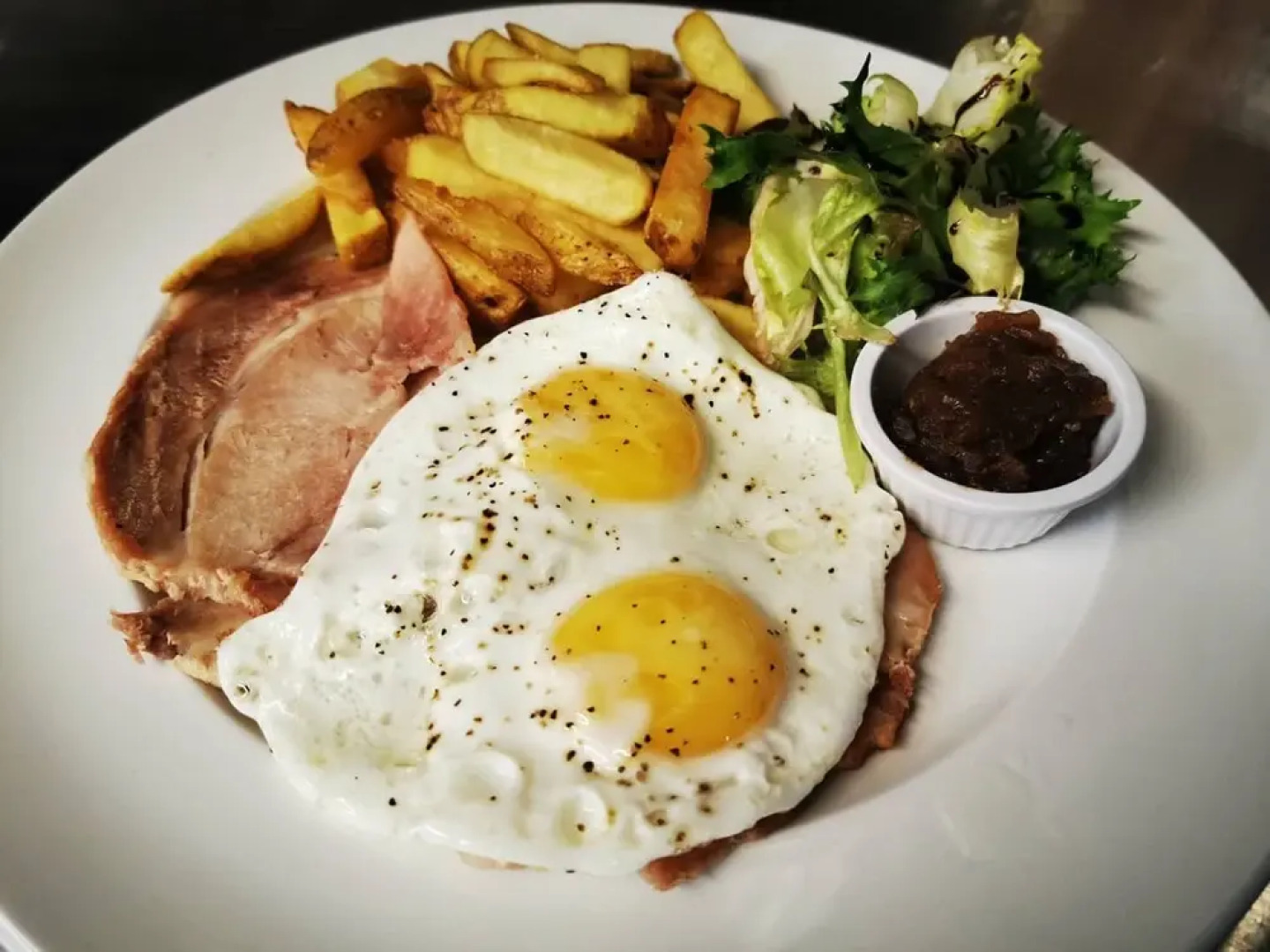 The Thatched Cottage Inn