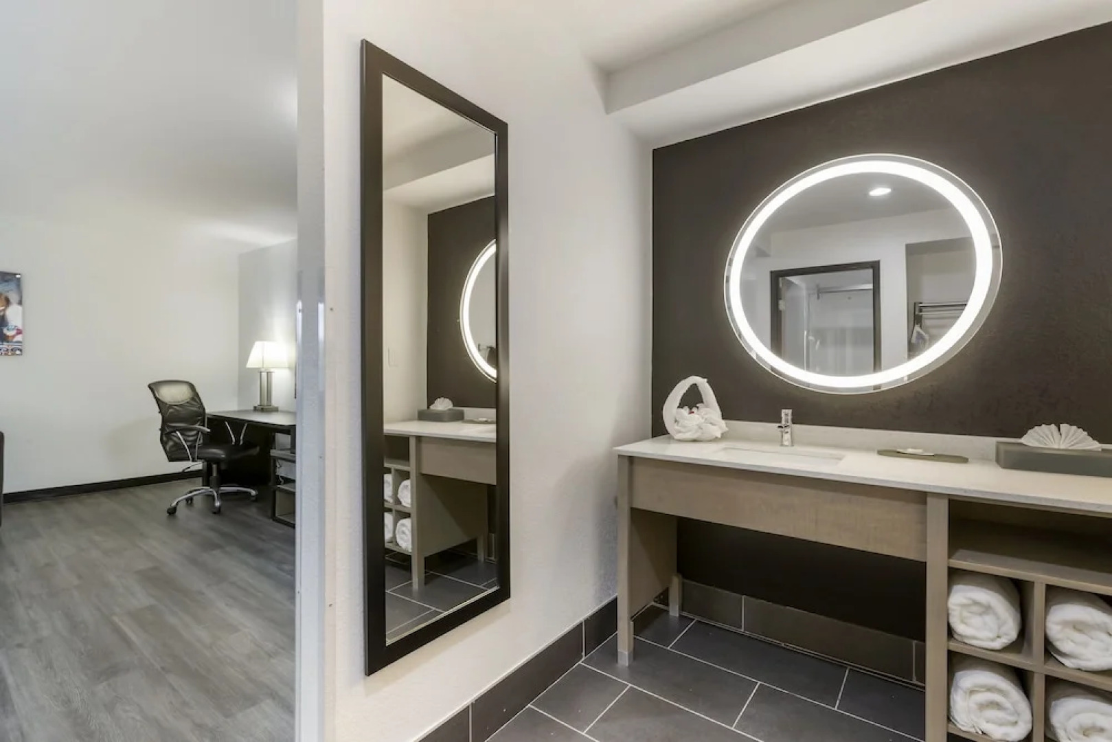 La Quinta Inn & Suites Des Moines West Clive