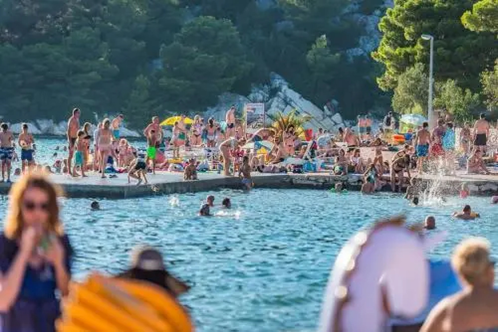 Apartments Mali Mate