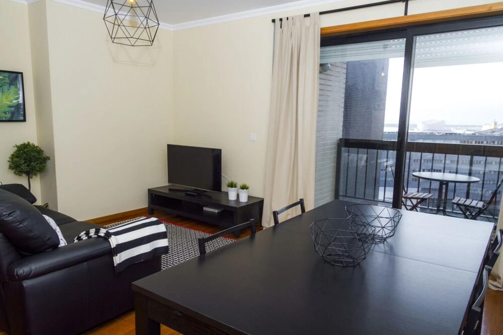 Liiiving in Matosinhos - City Beach Apartment