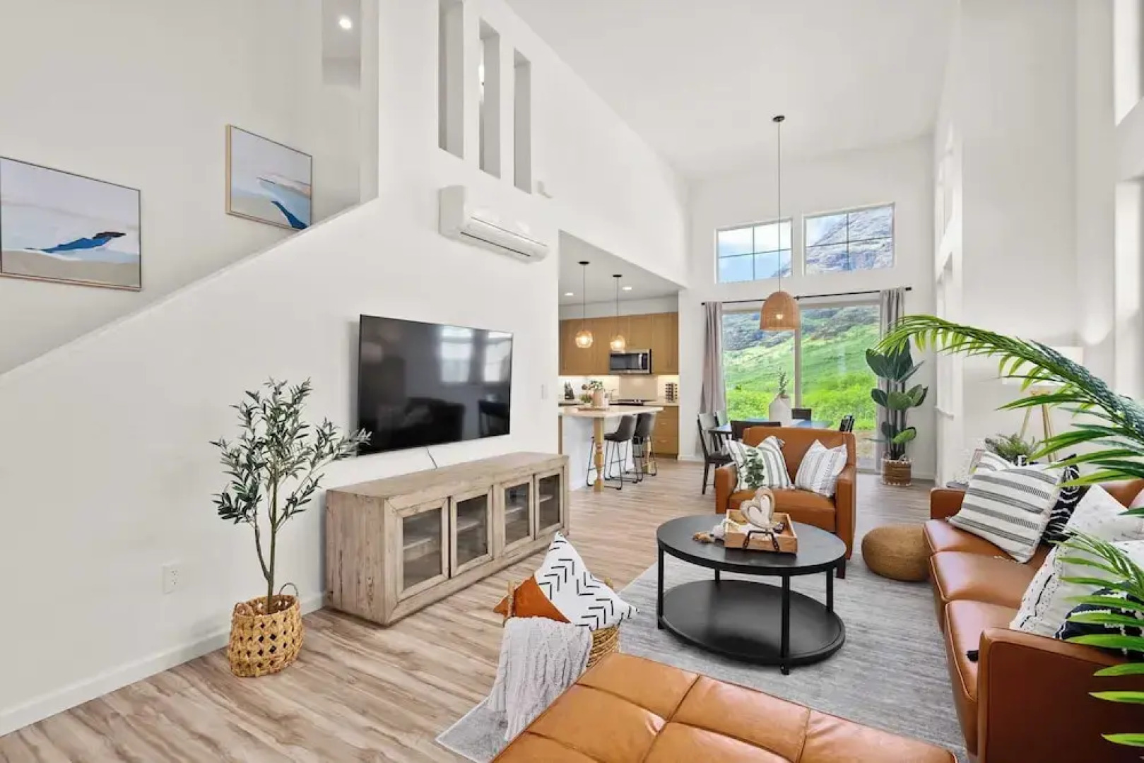 Sleeps 16, 2 Homes Ocean Views, Shared Pool + Gym, Near the Beach Avantstay