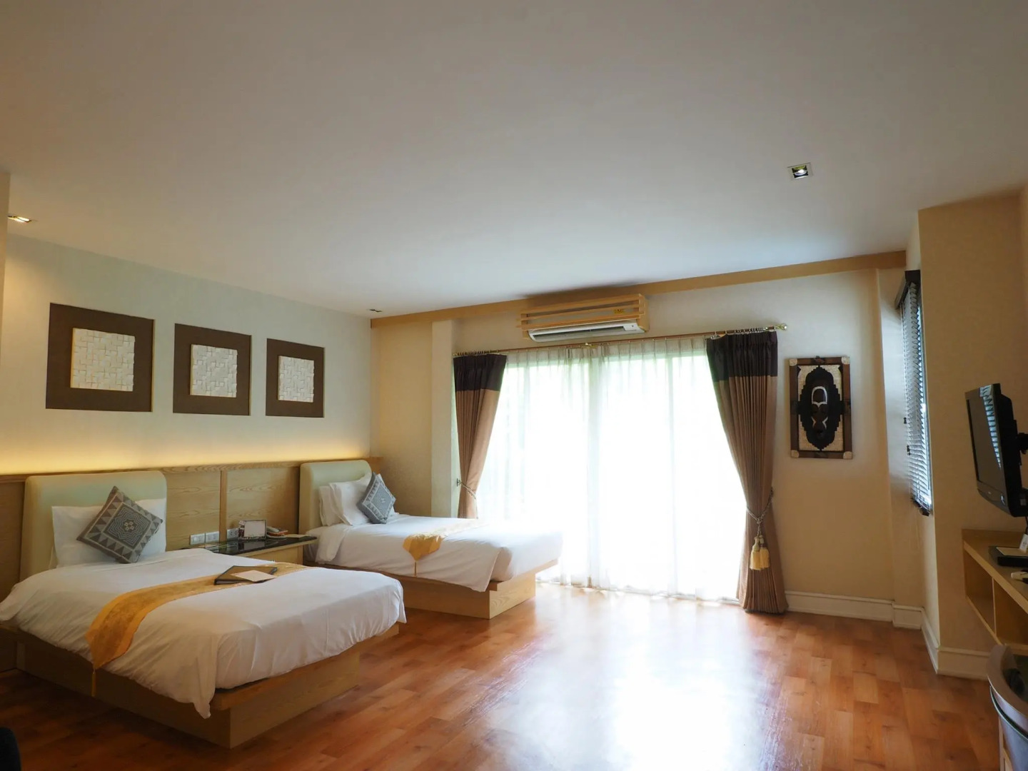 Vartika Resovilla KuiBuri Beach Resort and Villas