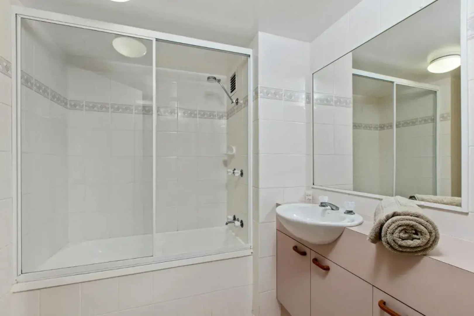 The Outlook U8/9 Hume Parade