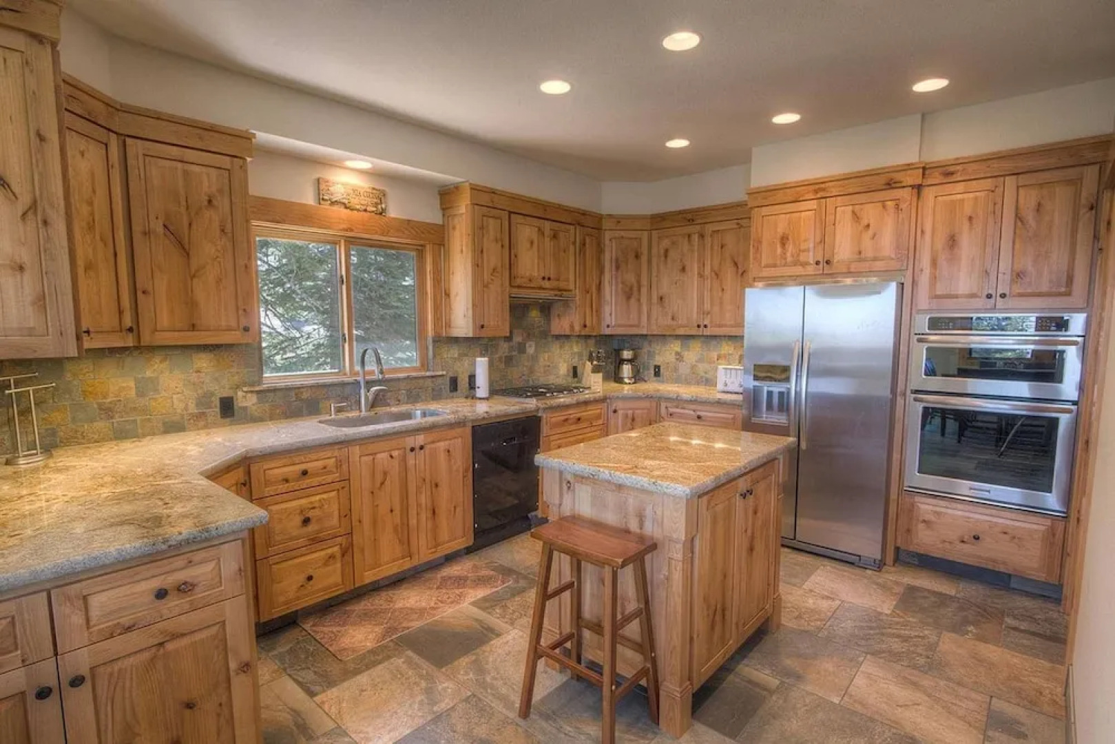 Stage Coach Run by Lake Tahoe Accommodations