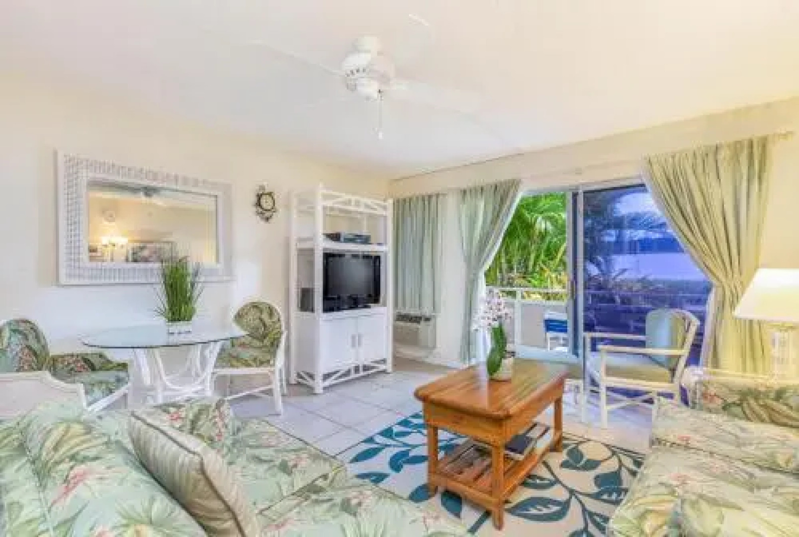 Plantation Hale F8, Ground Floor, AC