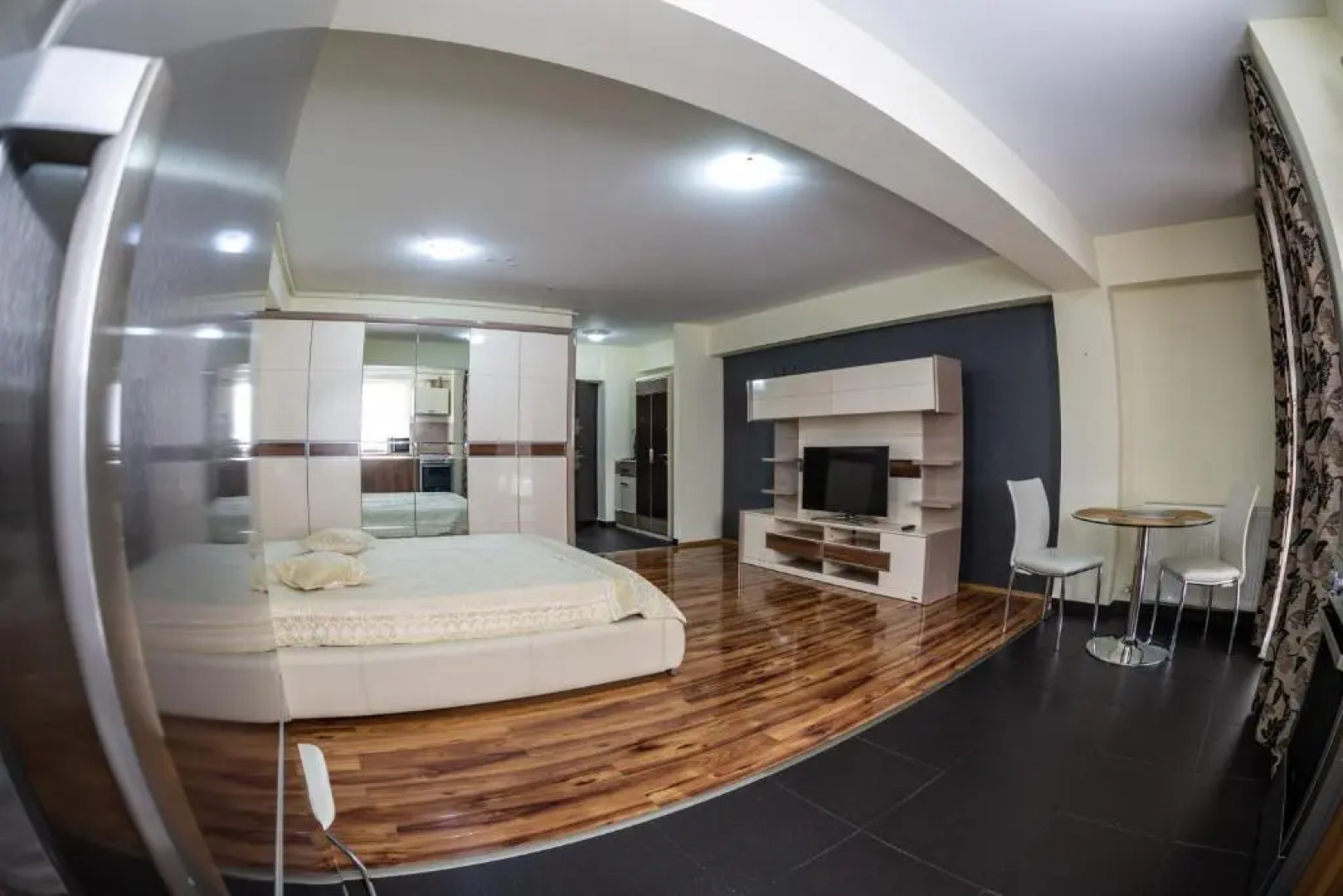 Luxury Radox Apartment Airport Bucharest