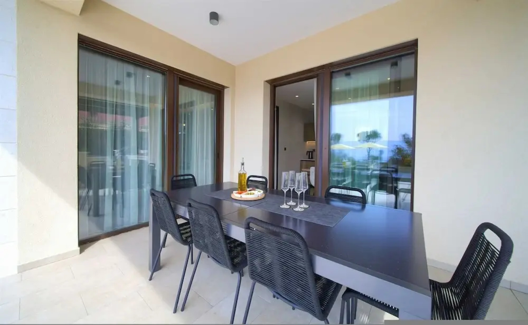 Villa Lord With Heated Pool Jacuzzi and Sauna