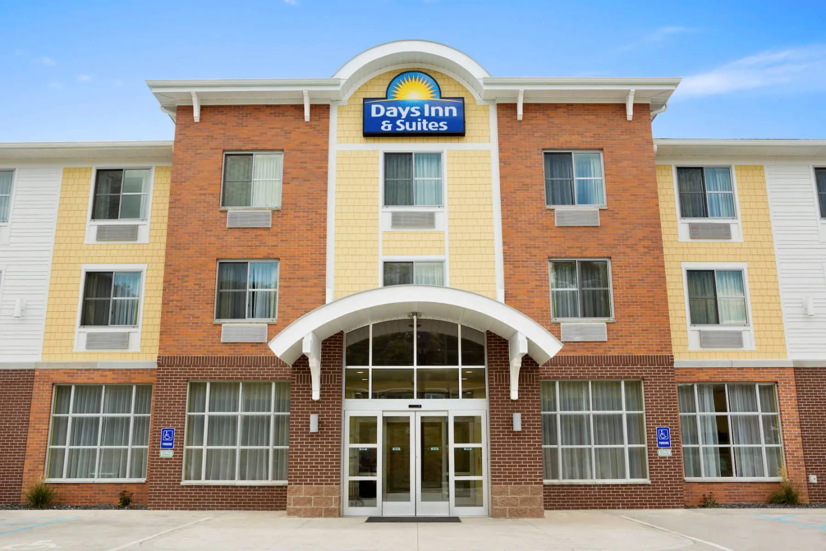Days Inn & Suites by Wyndham Caldwell