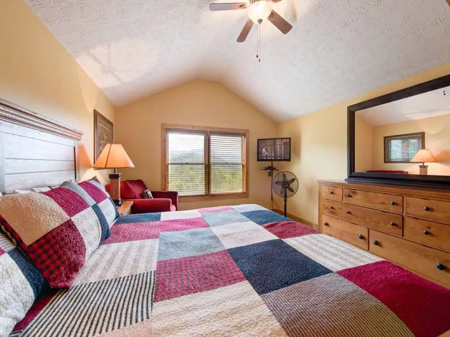 Highpoint Escape - Three Bedroom Cabin