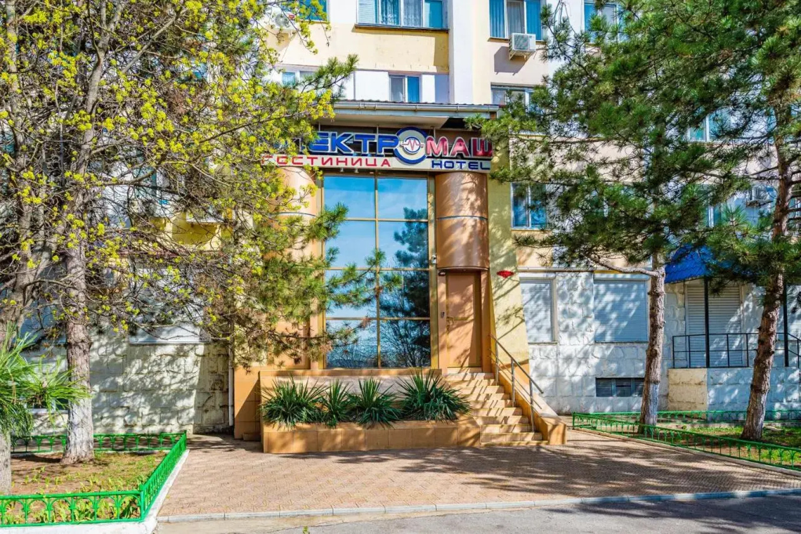Elektromash Hotel