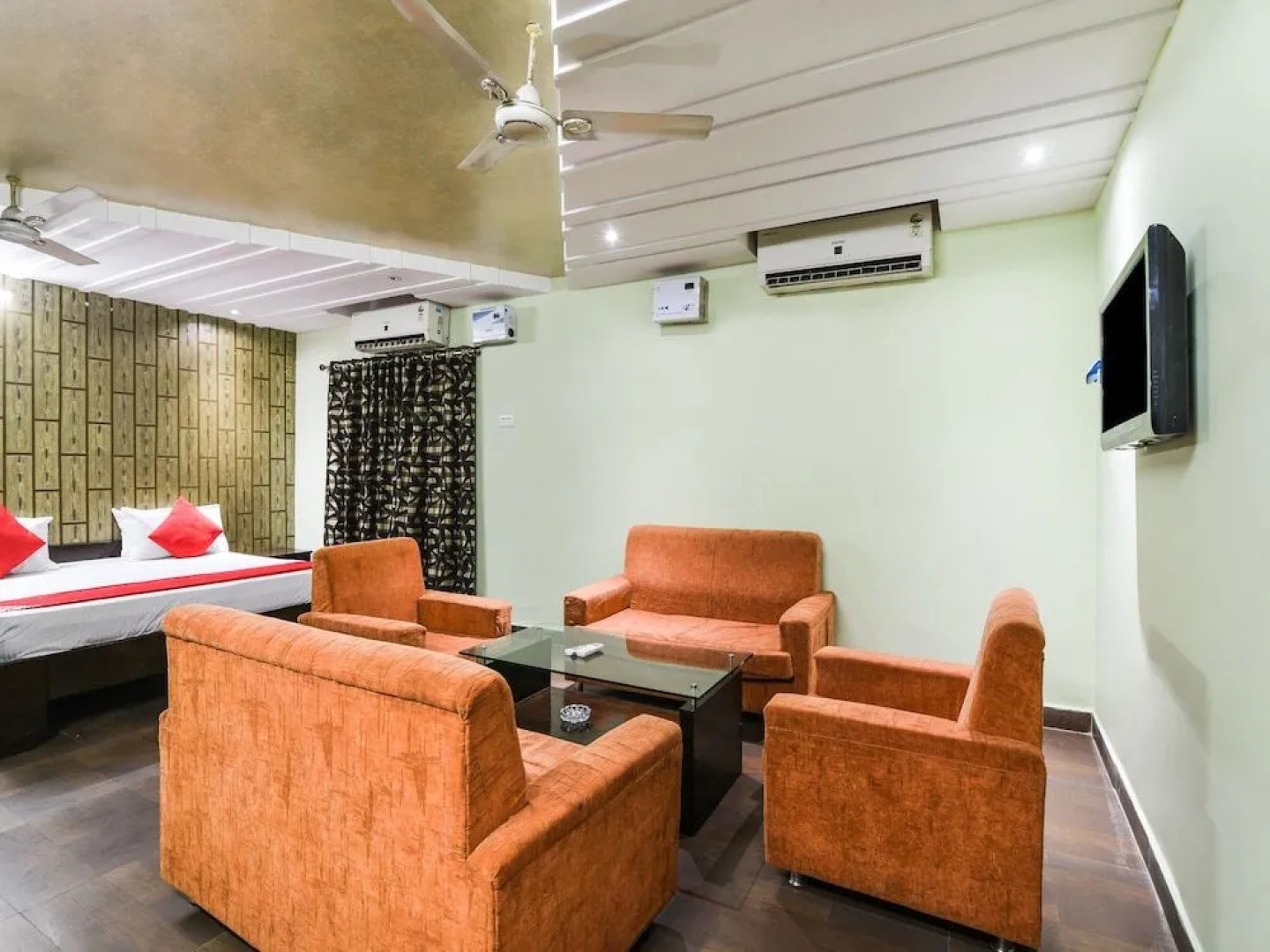 OYO 30754 Hotel A P Palace