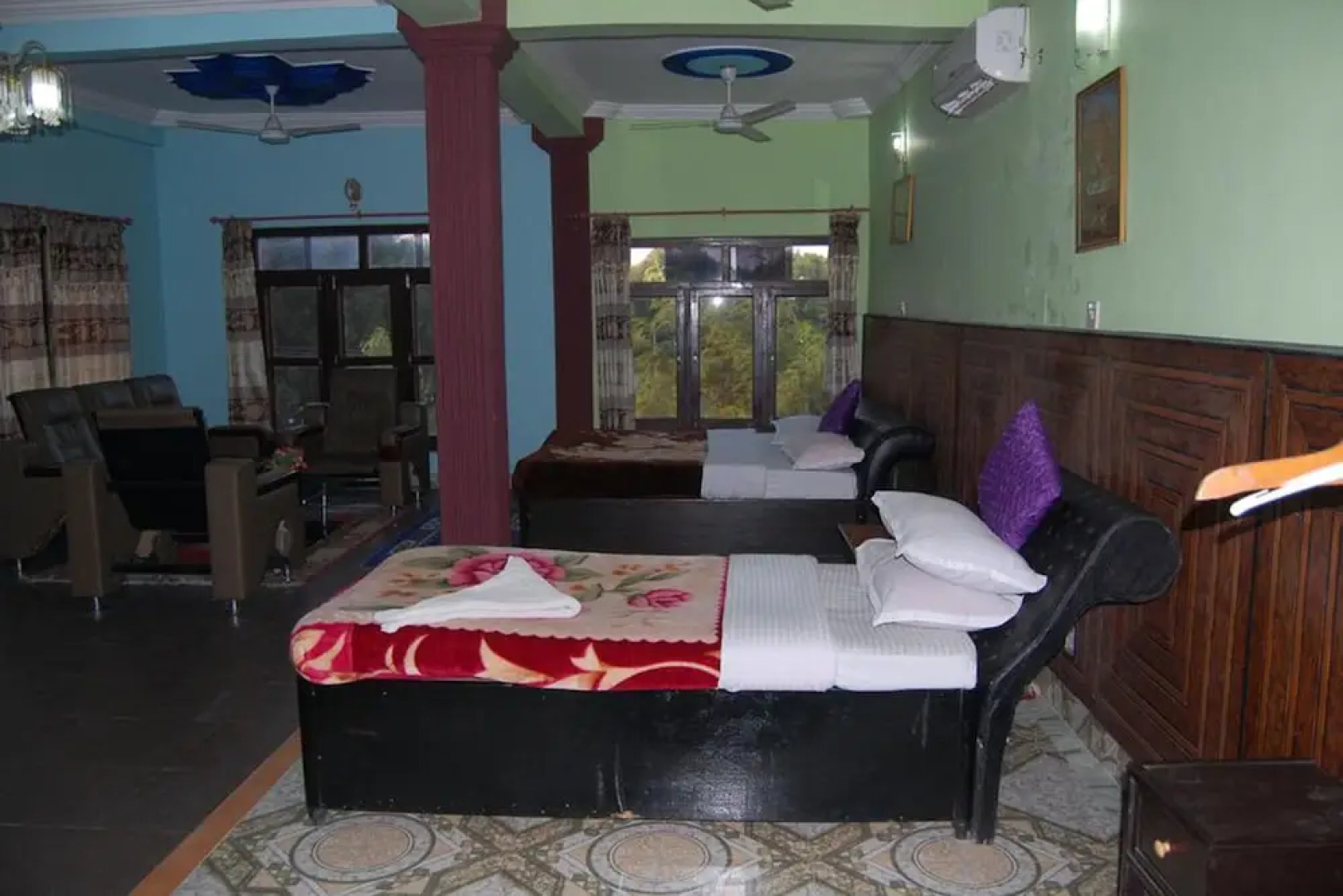 Siddhartha Guest house