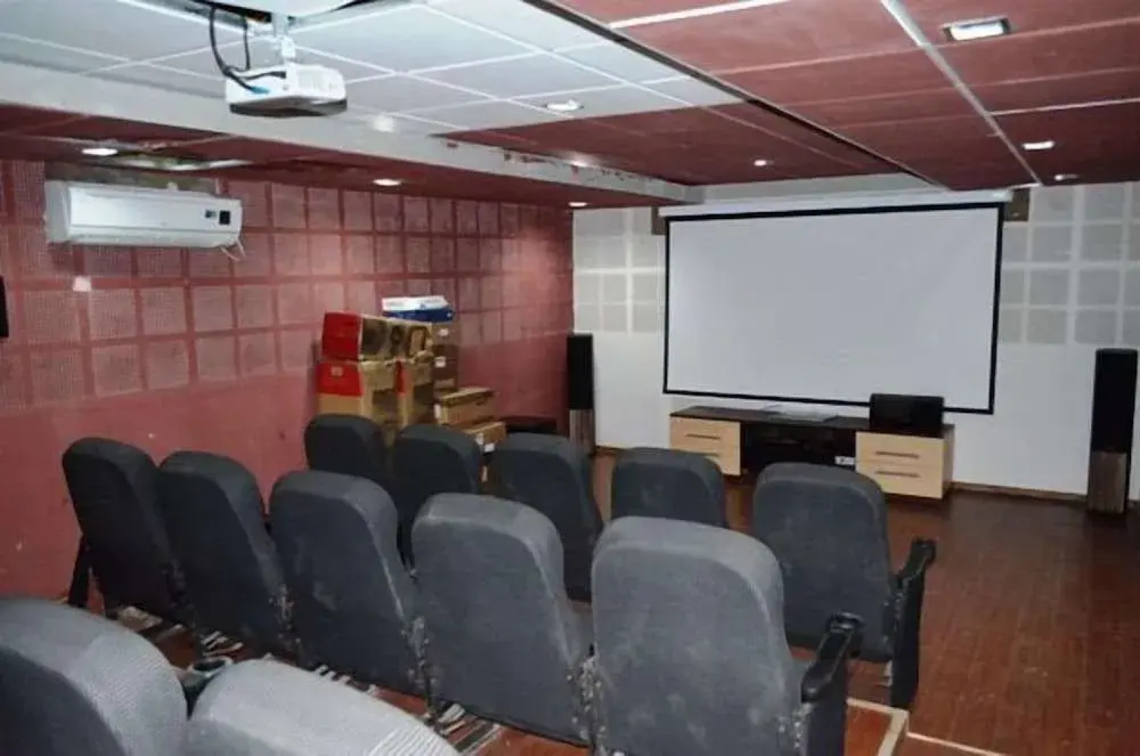 Falcons Nest Gachibowli