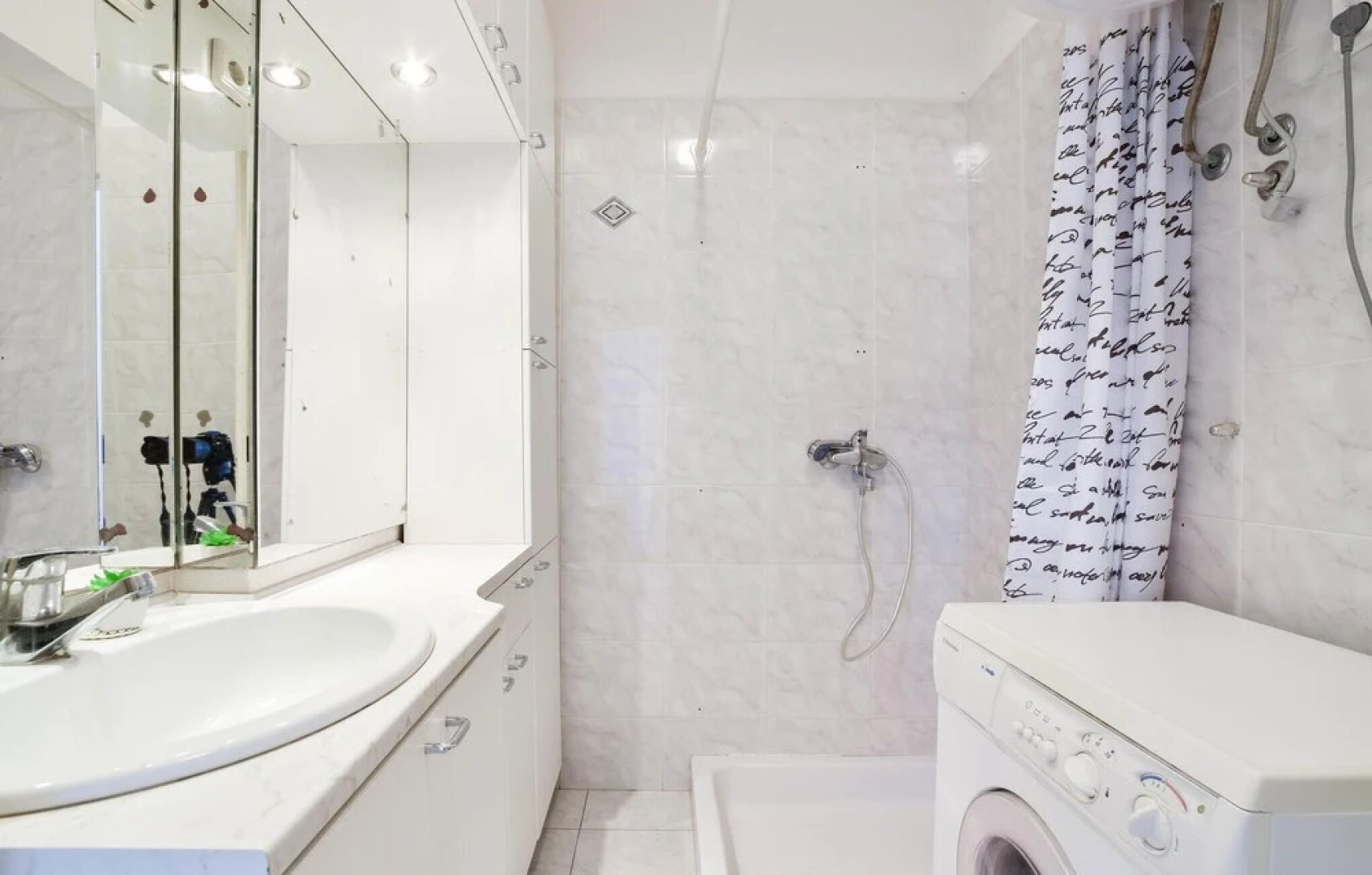 Awesome Home in Poljica With Wifi and 6 Bedrooms