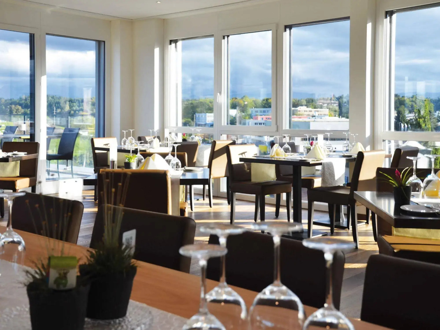 Hotel Swiss Star