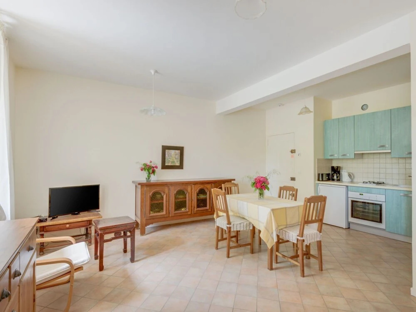 Secluded Holiday Home in Rustrel With Swimming Pool