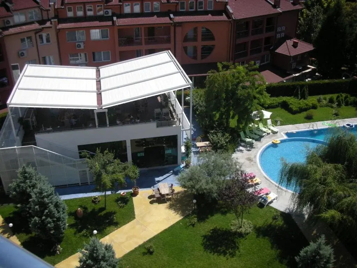 Apartments in Oasis Complex