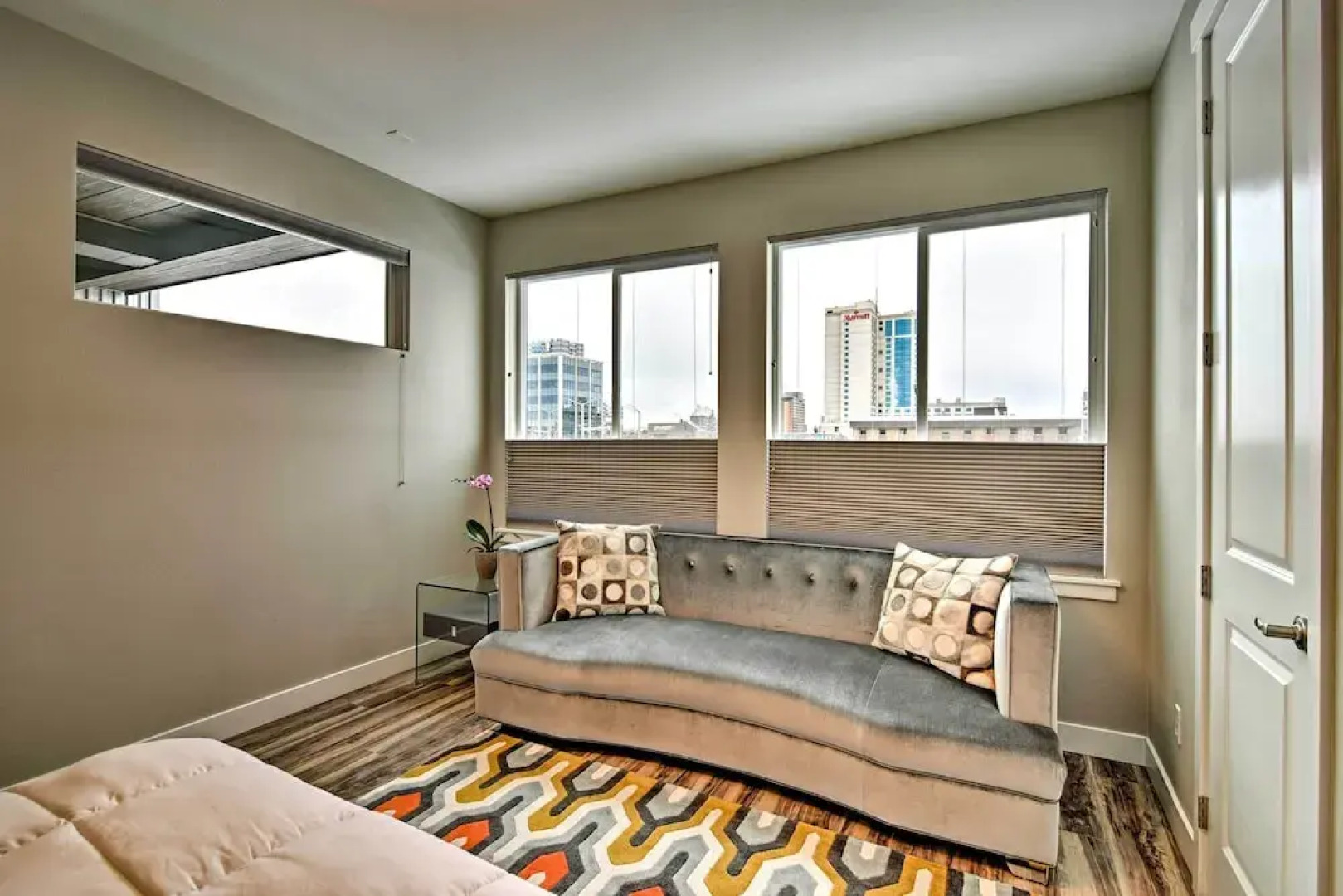 Modern Anchorage Townhome - By Delaney Park Strip!