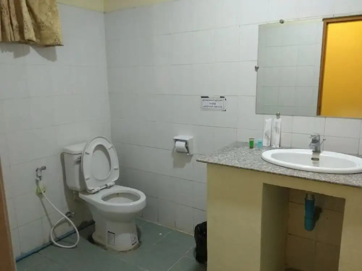 Diamond Popa Hotel