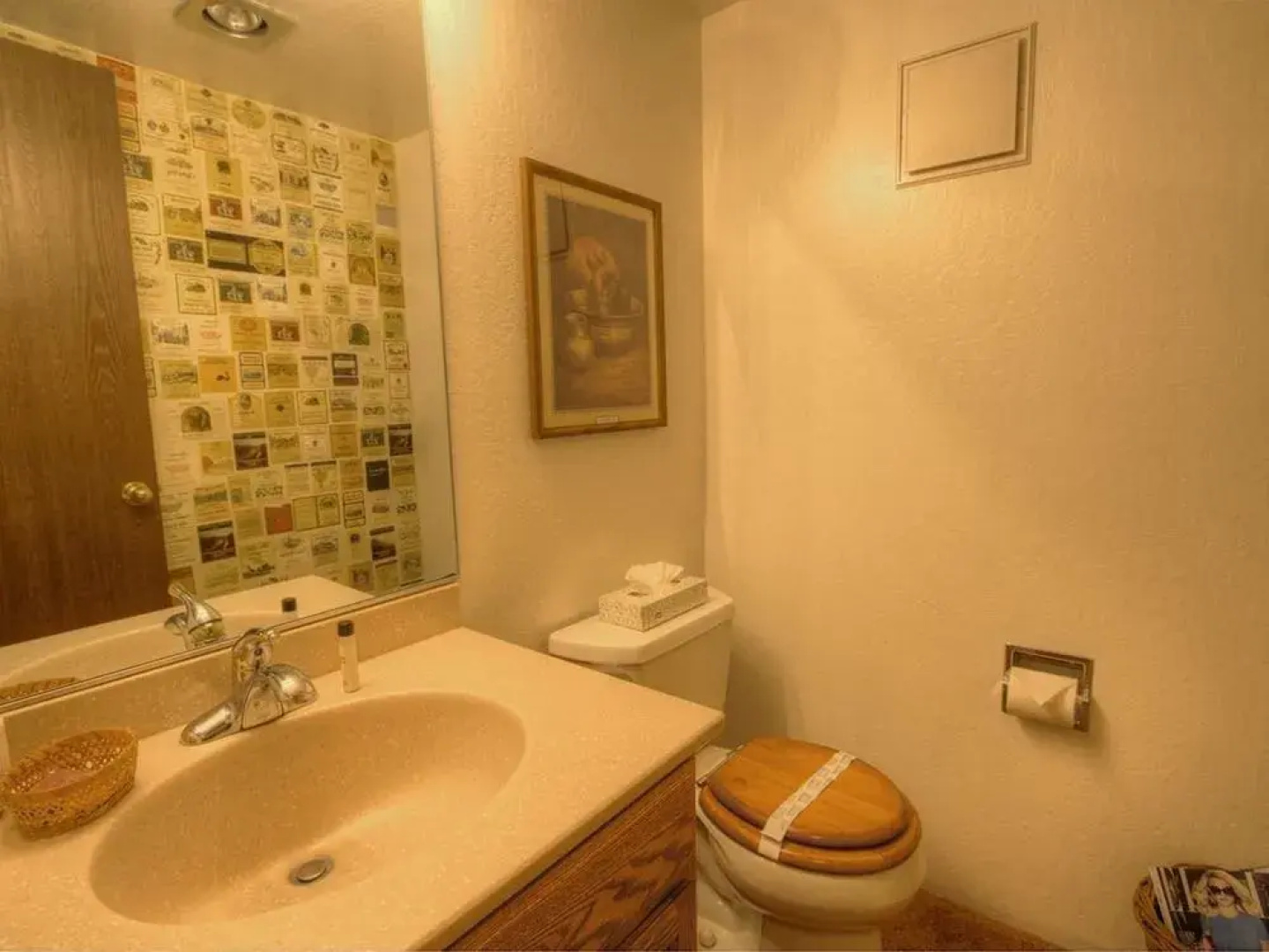 Modern Lake Village with Great Views 3 Br condo by RedAwning