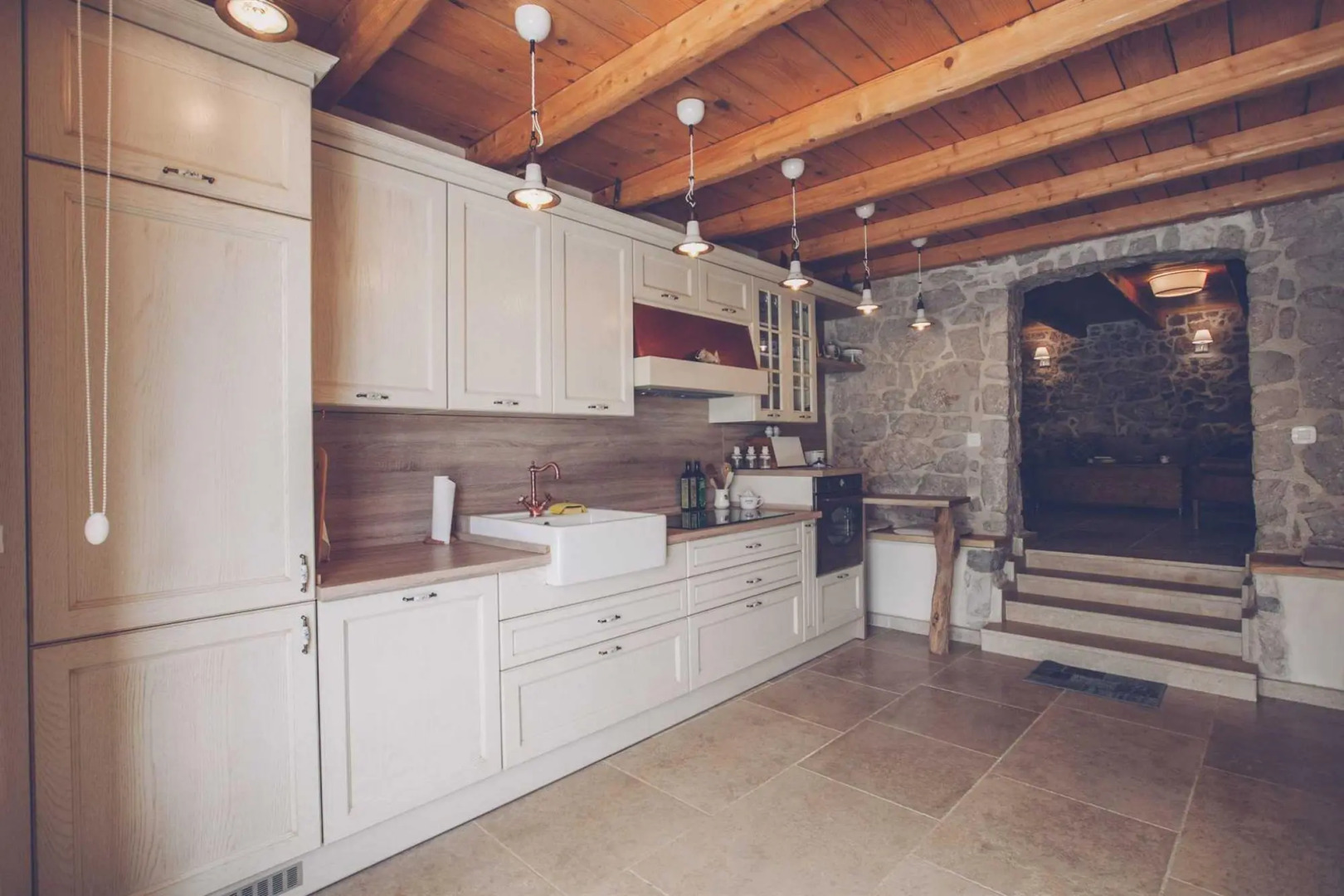 Villa DELUXE in Gabonjin