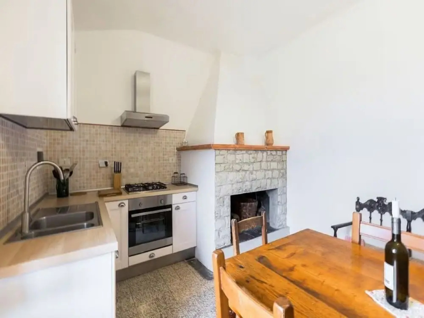 Agriturismo Poggio di Montepescoli - L'aia