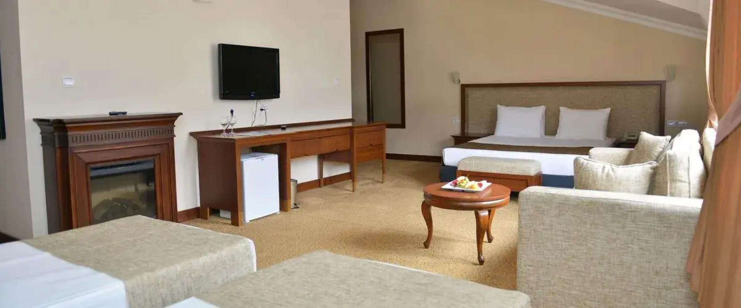 West Davraz Hotel