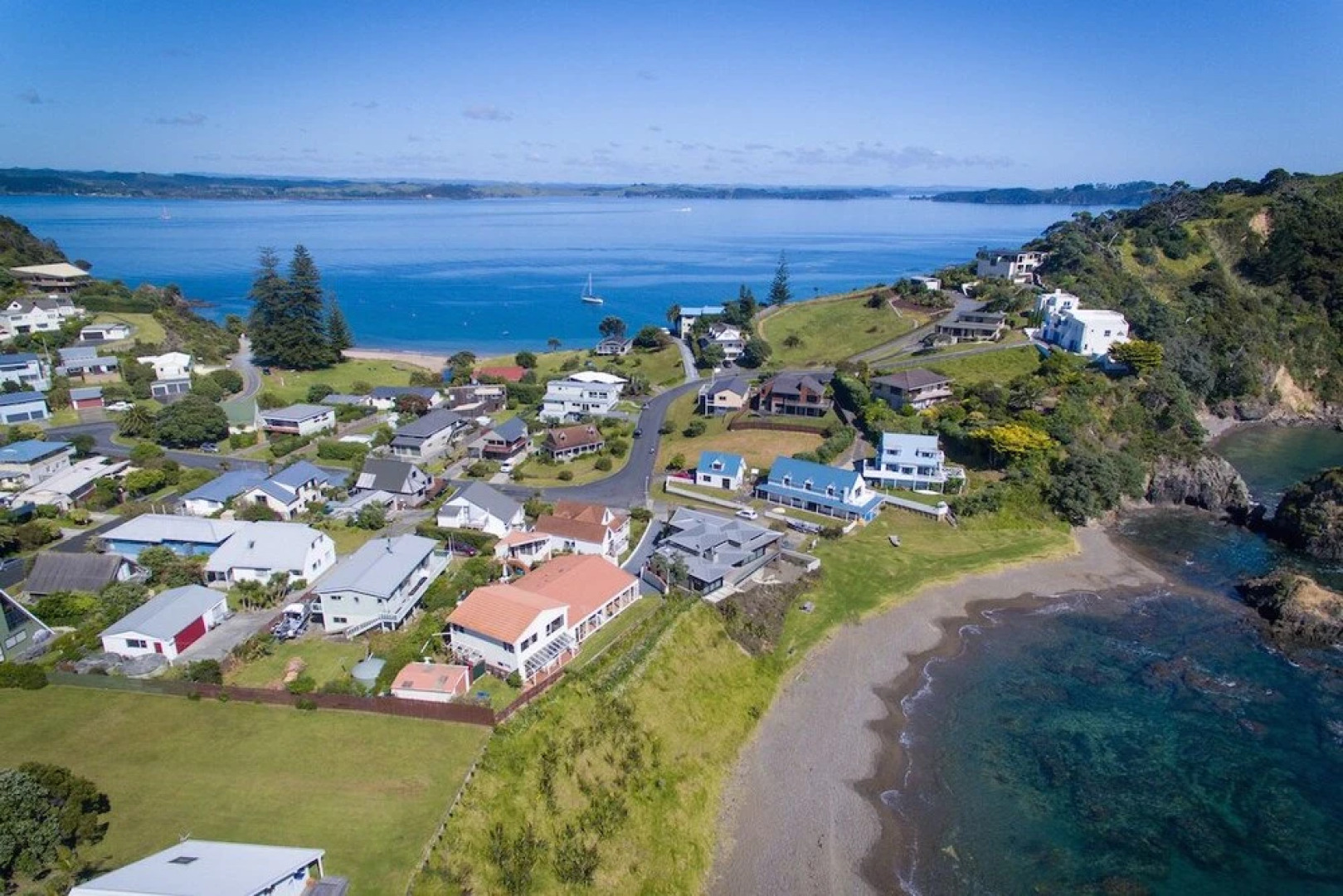 Genevieve's on Du Fresne