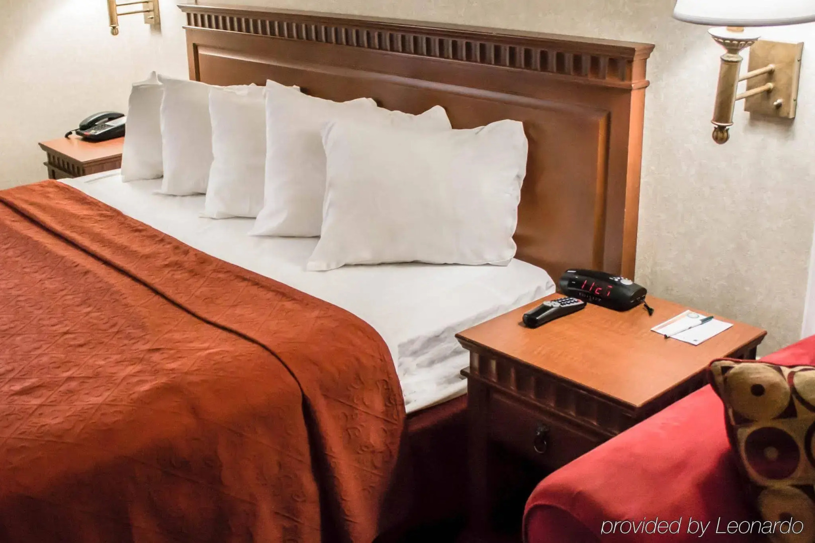 Econo Lodge Glens Falls / Lake George