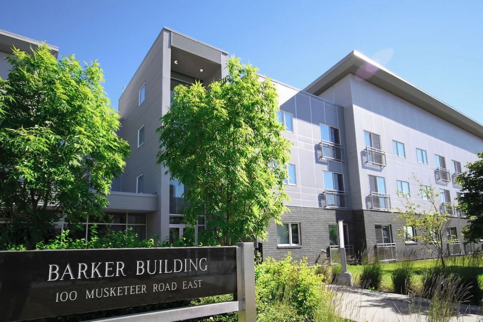 Barker Suites Southport