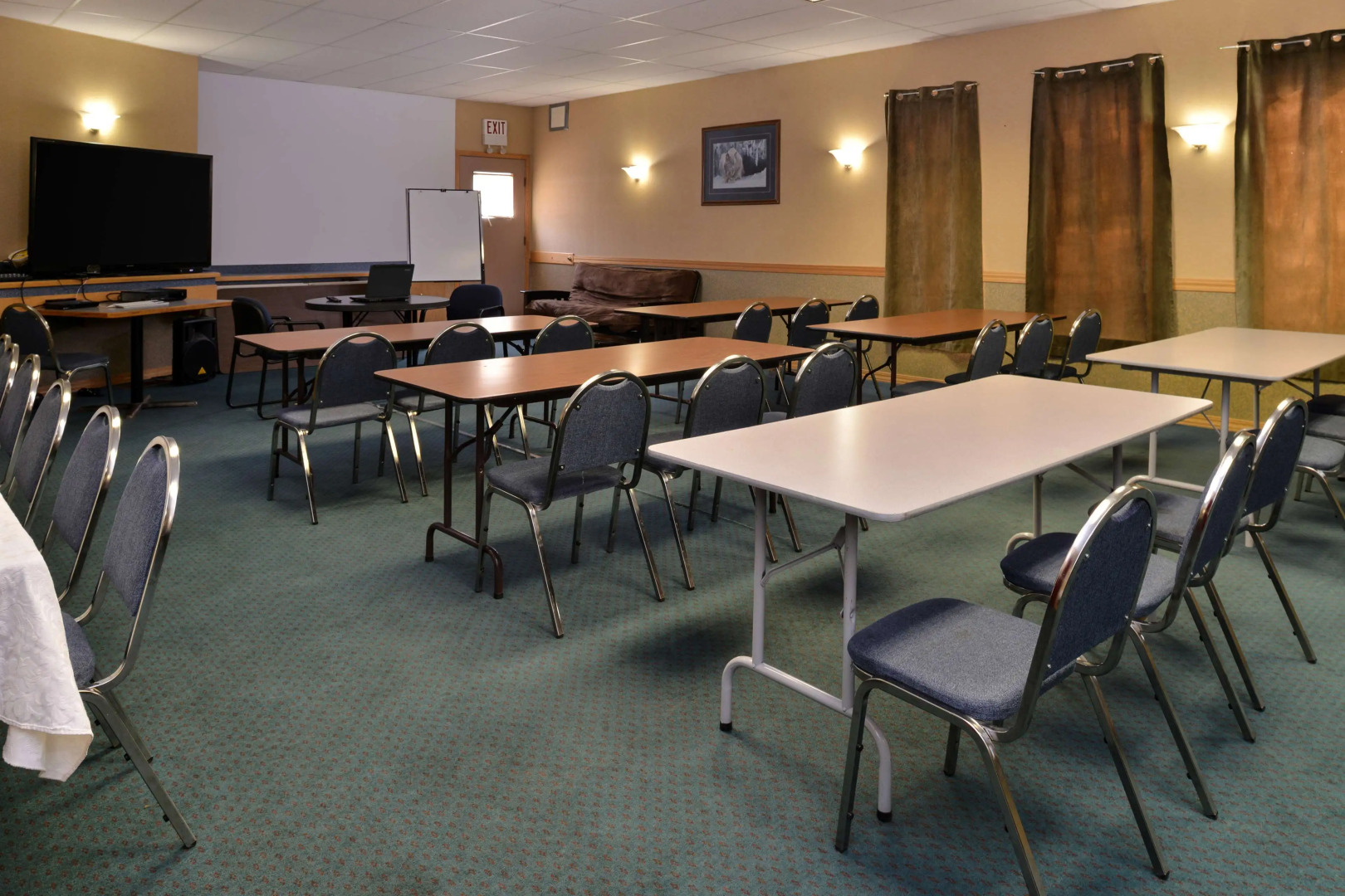 Canadas Best Value Inn & Suites Castlegar