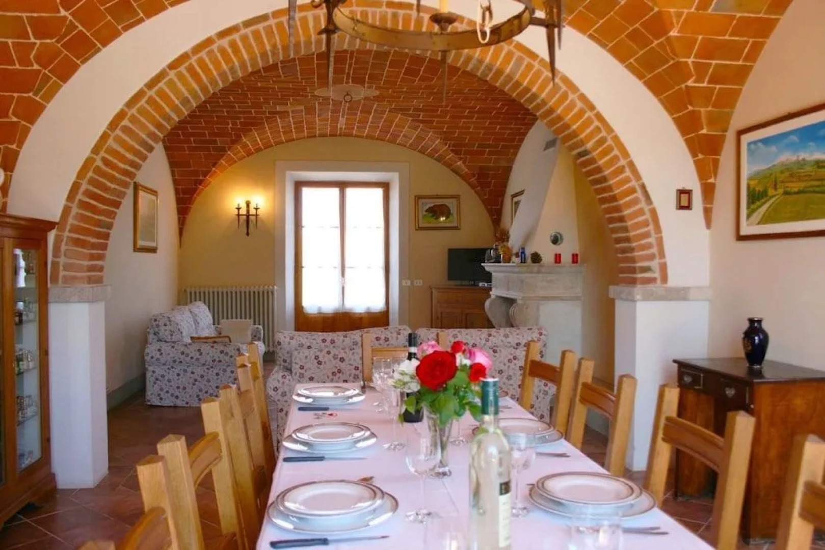 Stunning private villa for 8 guests with private pool, WIFI, TV, terrace, pets allowed and parking