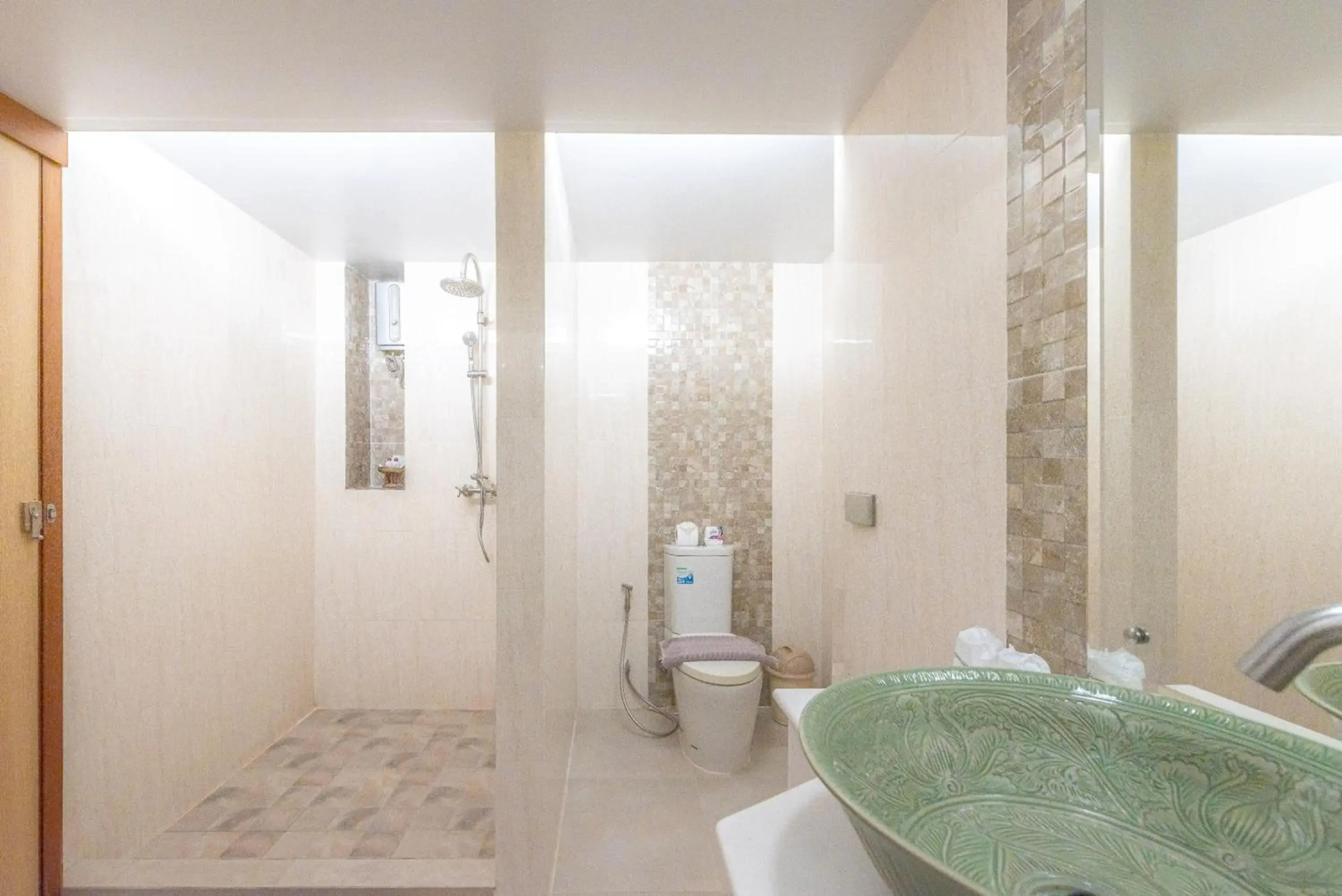 Nonthaburi Palace Hotel