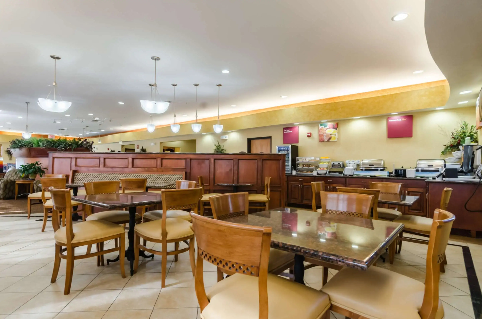 Comfort Suites Salina South